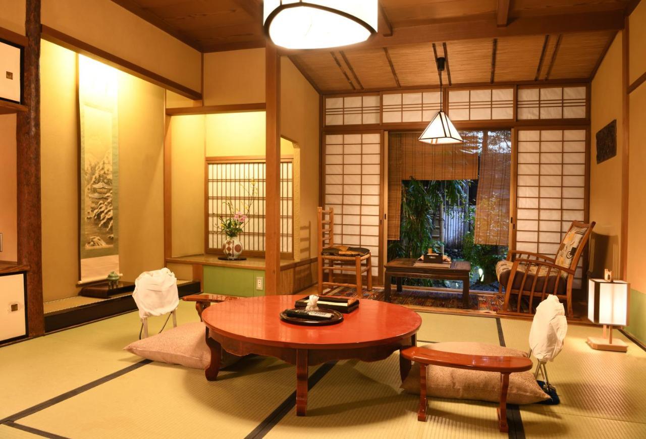 HOTEL SEIKORO RYOKAN ESTABLISHED IN 1831 KYOTO 4 Japan from